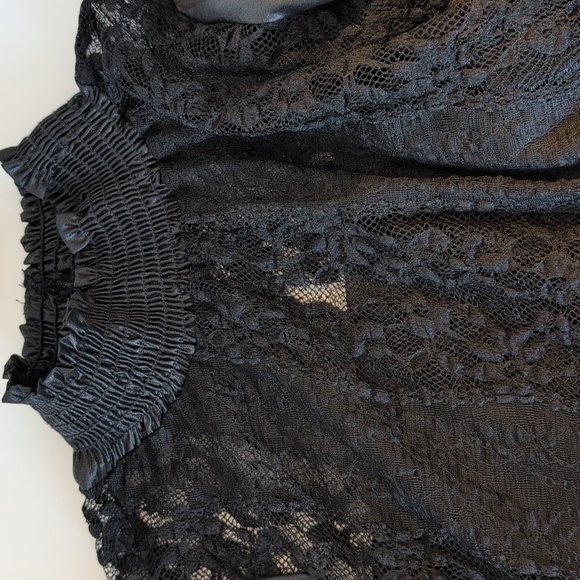 NINA Floral Mesh Long Sleeve Top - Picture 5 of 9